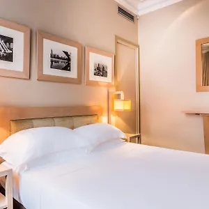 4* Hotel Duret Champs Elysees