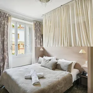 Le Singulier Hotel